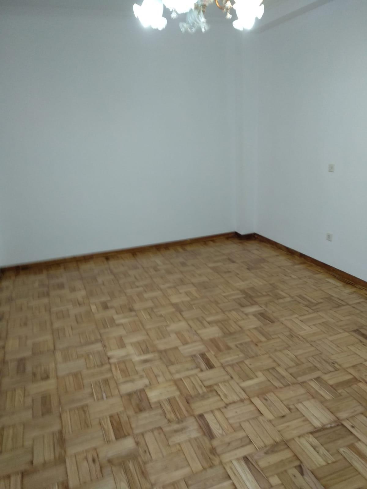 For sale of flat in Gijón