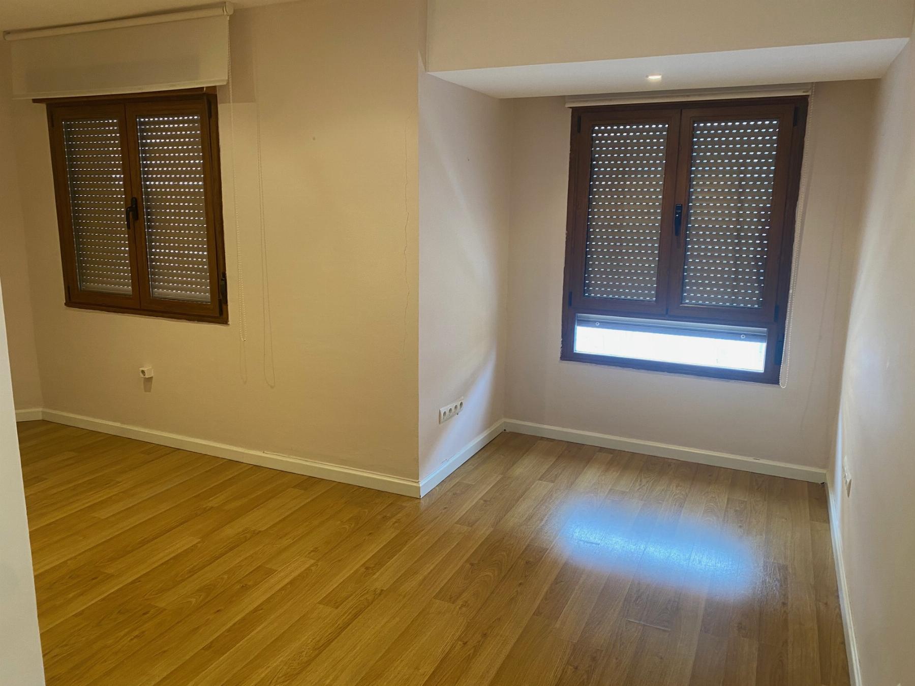 For sale of flat in Gijón