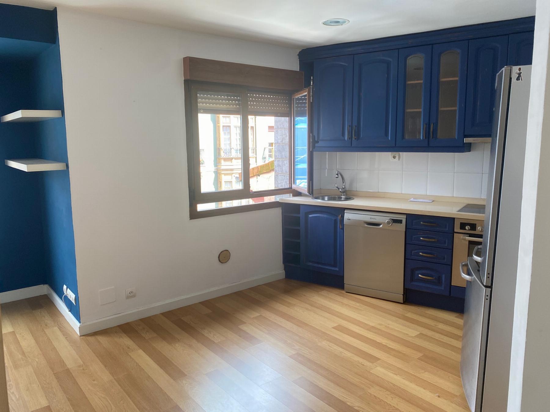 For sale of flat in Gijón