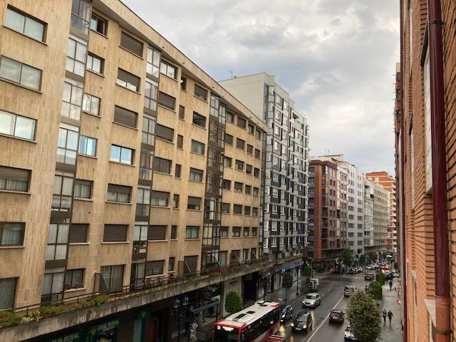 For sale of flat in Gijón