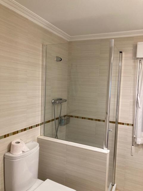 For sale of flat in Gijón
