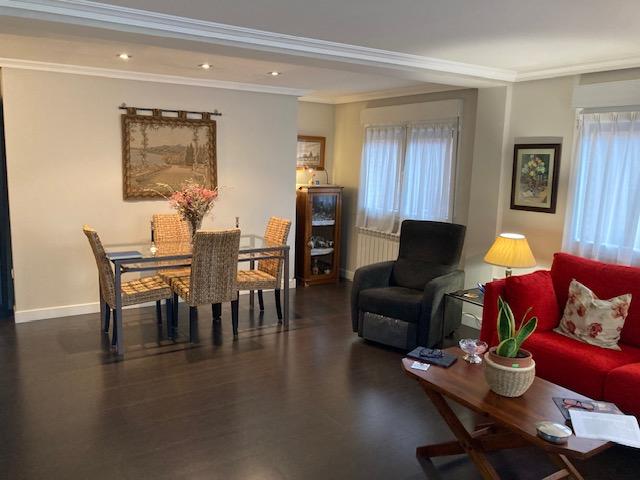 For sale of flat in Gijón