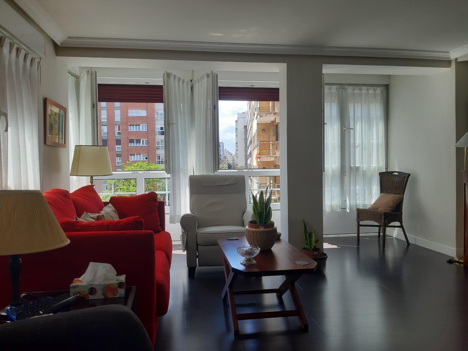 For sale of flat in Gijón