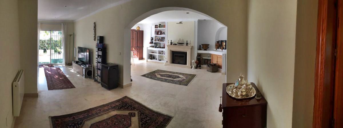 For sale of villa in Marbella
