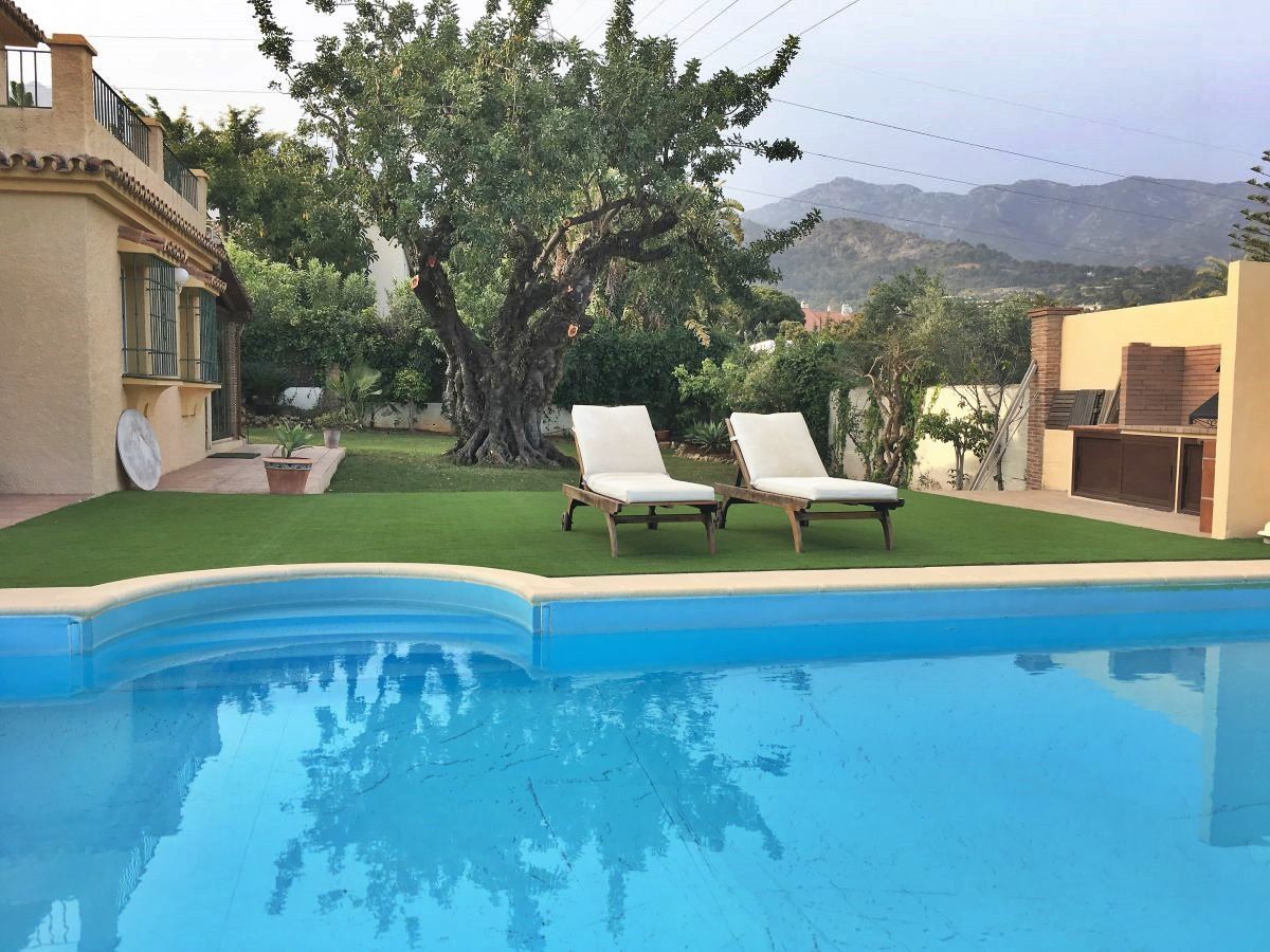 For sale of villa in Marbella