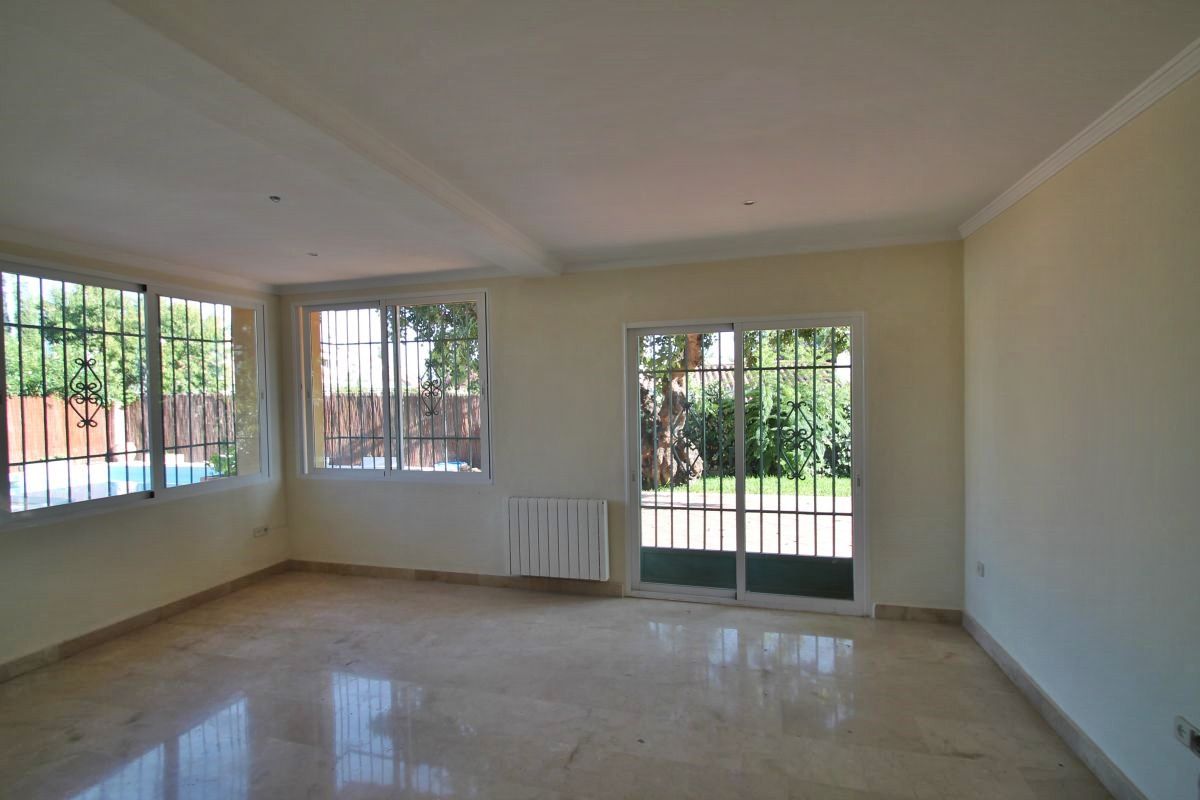 For sale of villa in Marbella