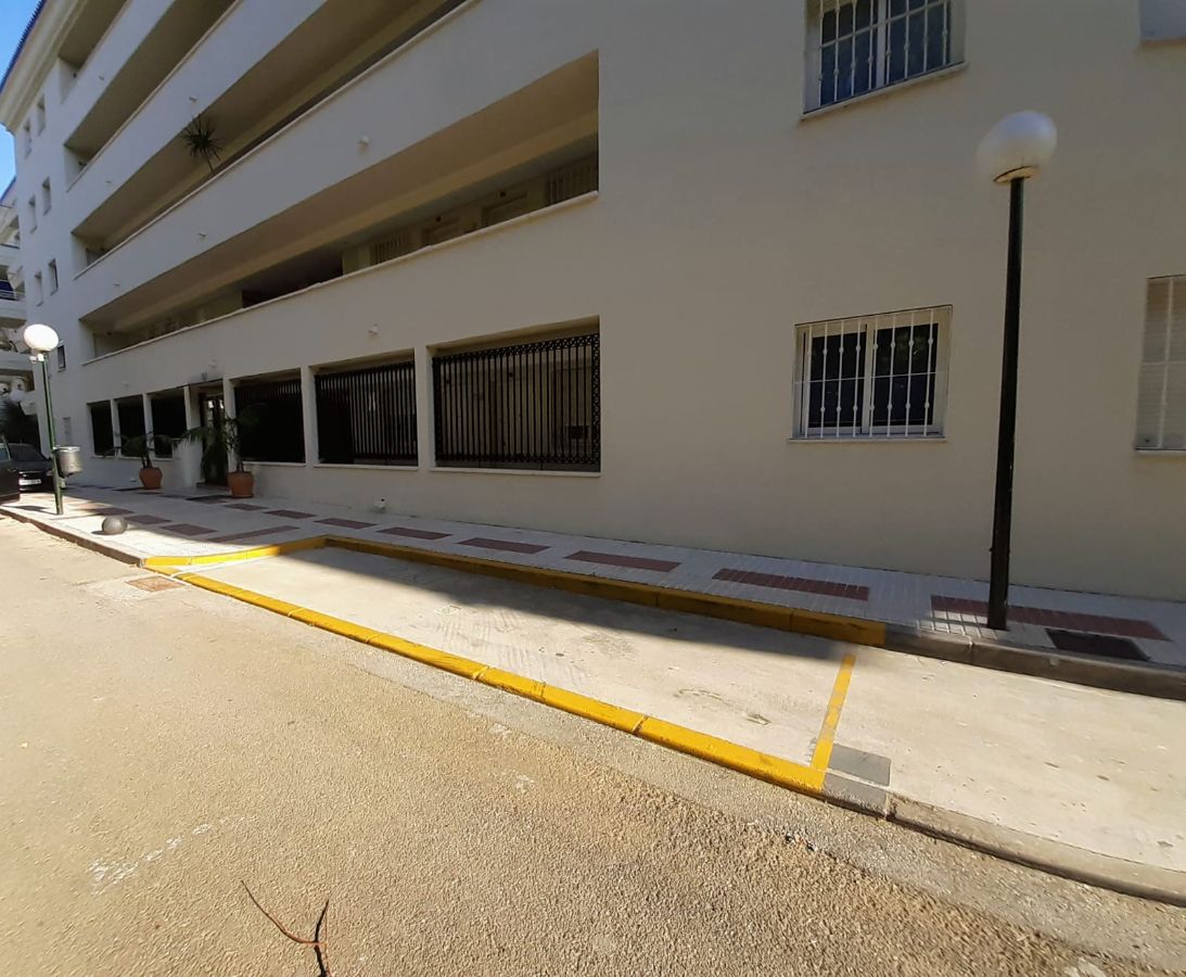 For sale of garage in Marbella