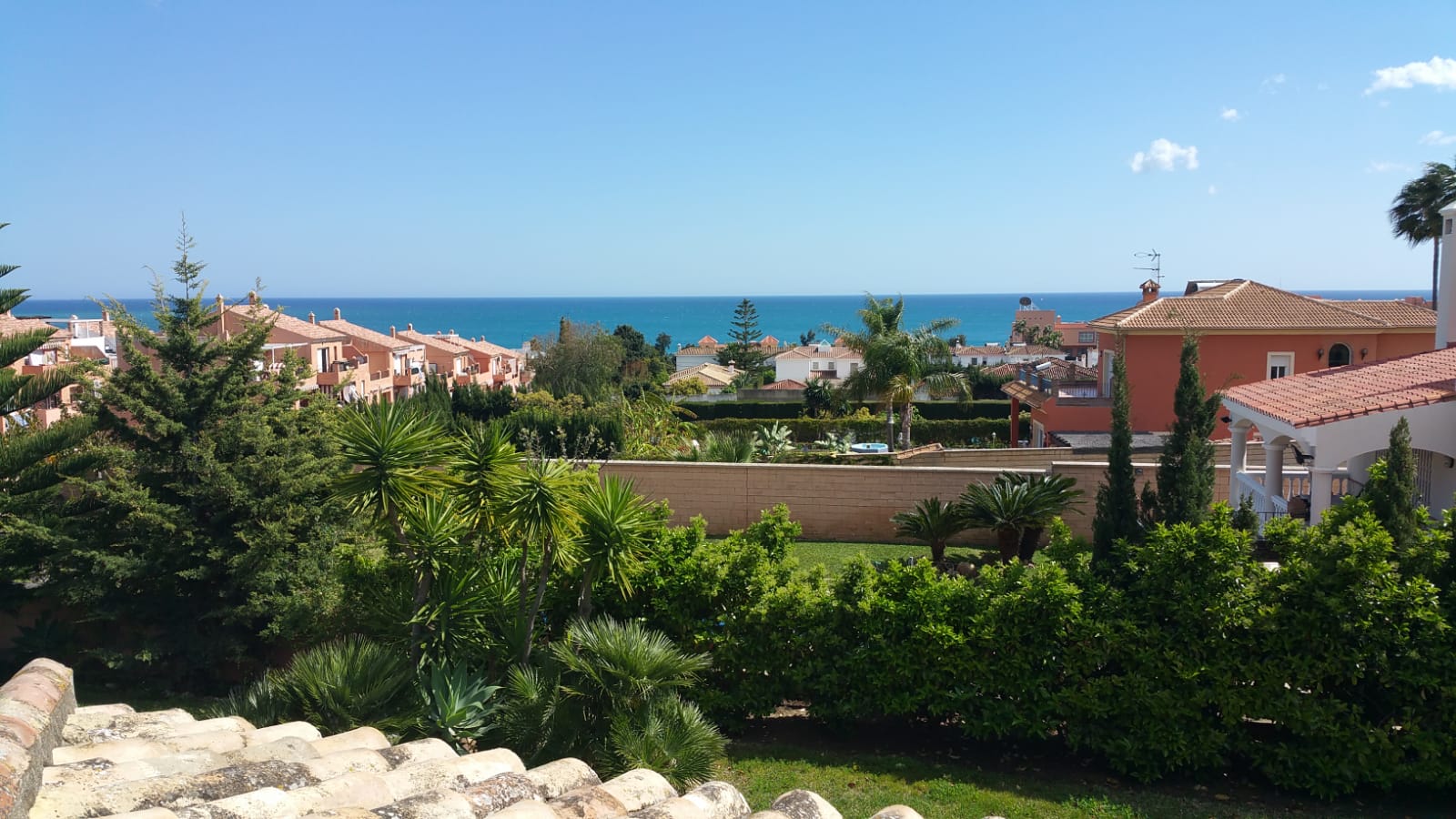 Zu verkaufen von villa in
 Estepona