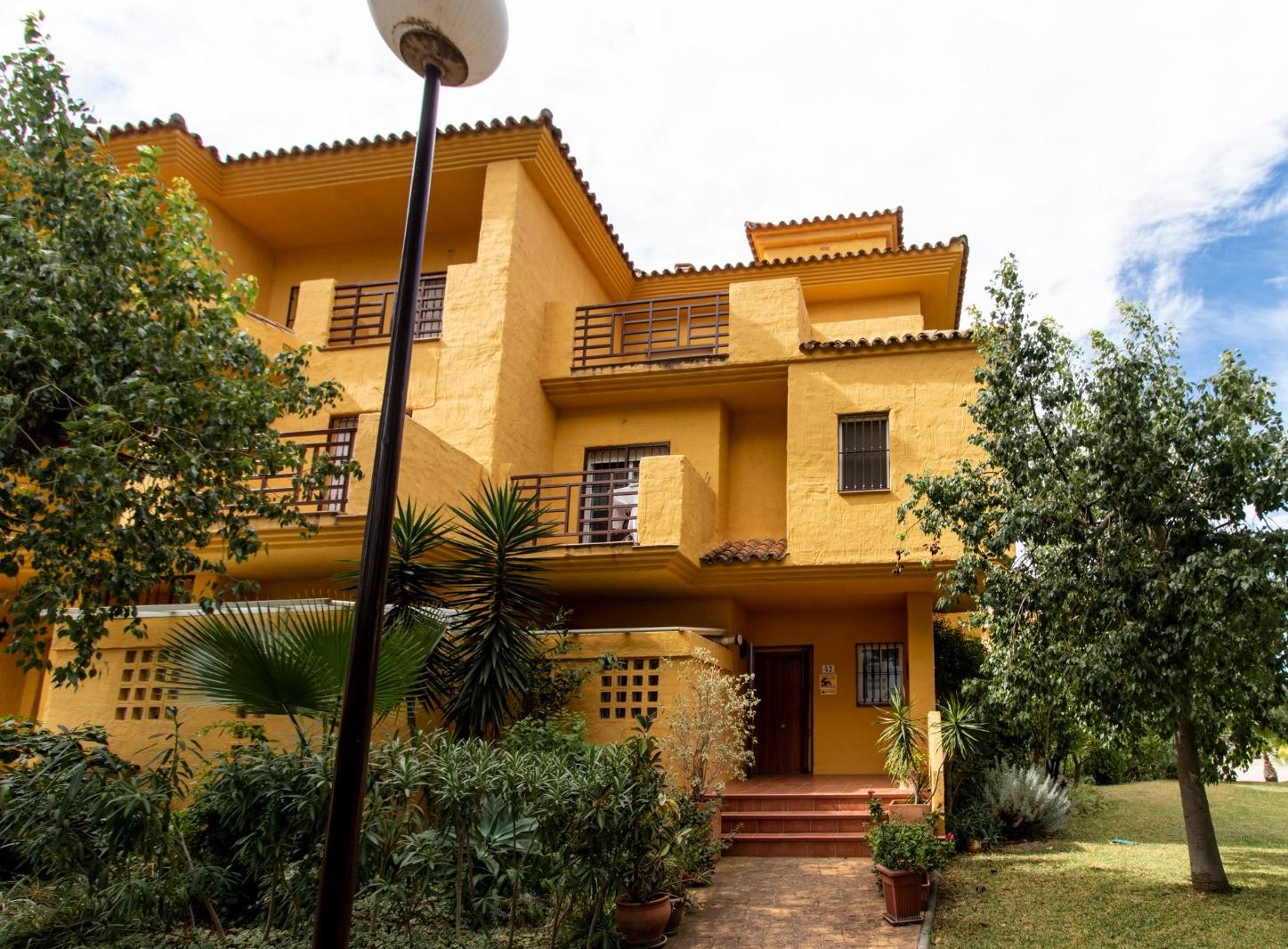 For sale of house in Estepona