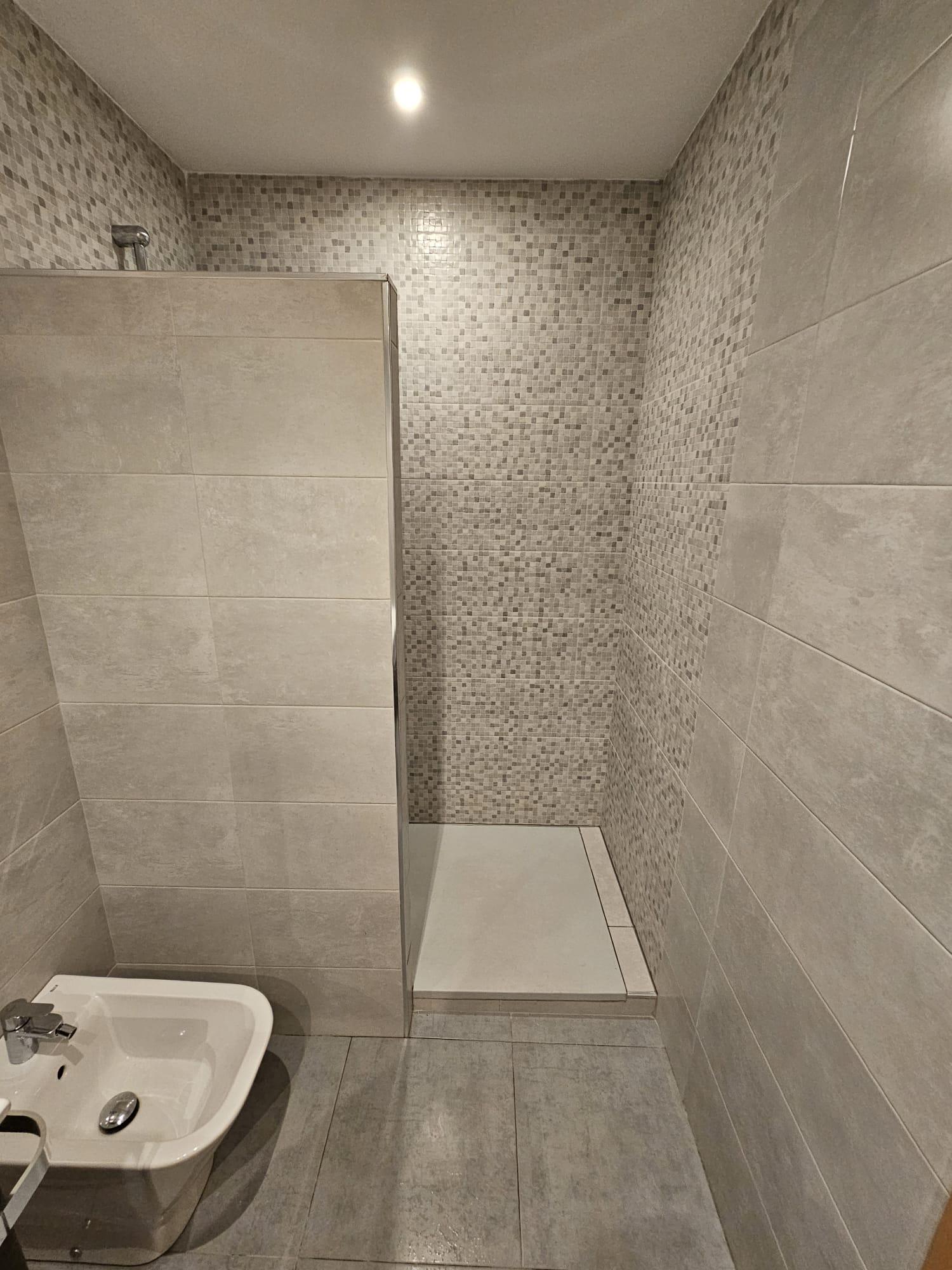 Salgai  apartamentu  Estepona