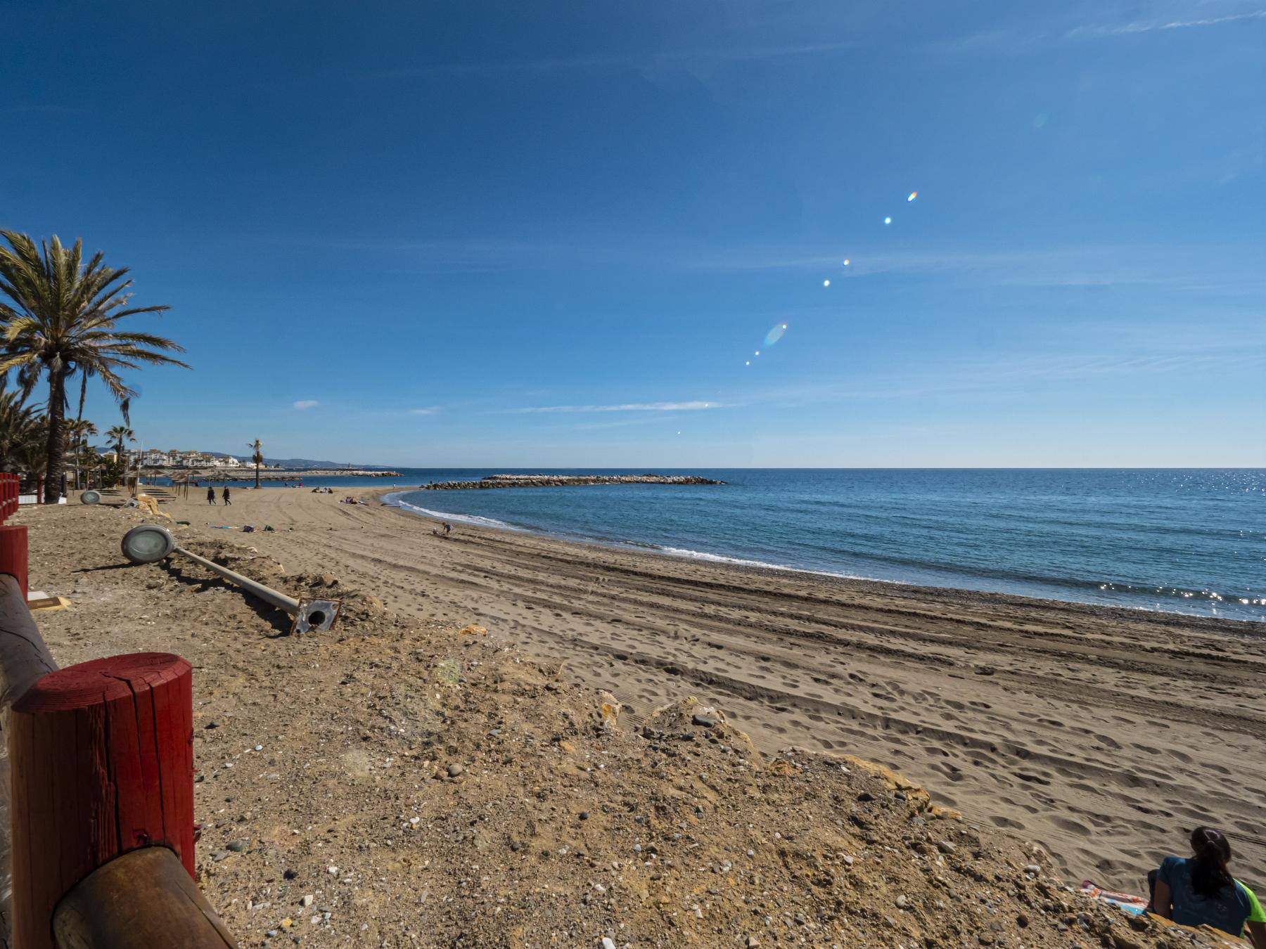 For sale of flat in Puerto Banús