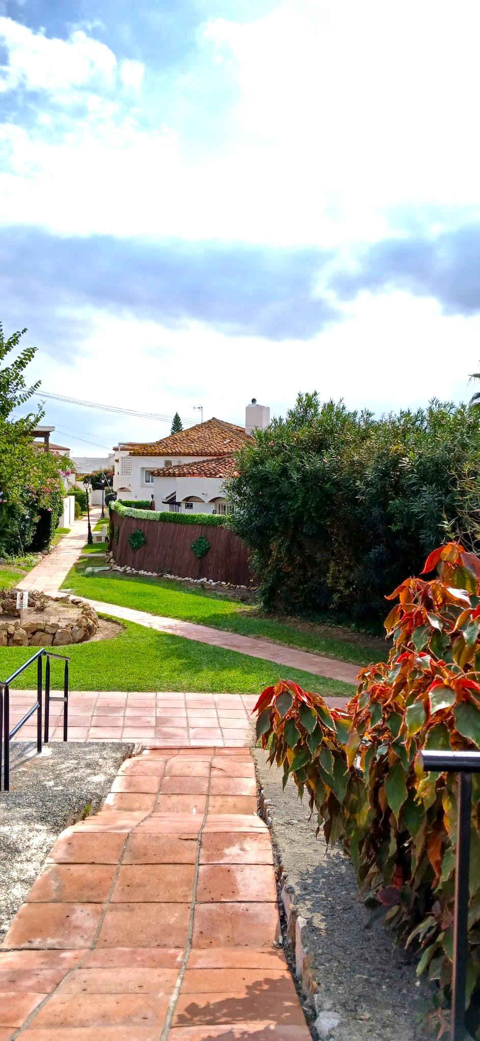 For sale of flat in Estepona