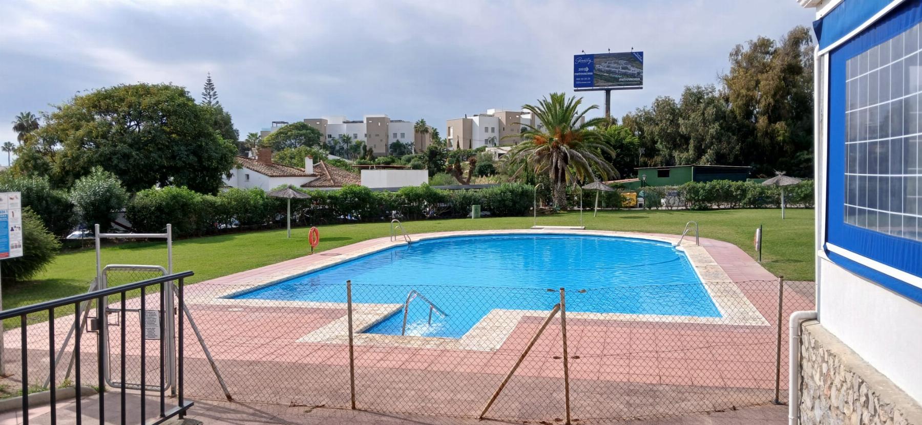 For sale of flat in Estepona