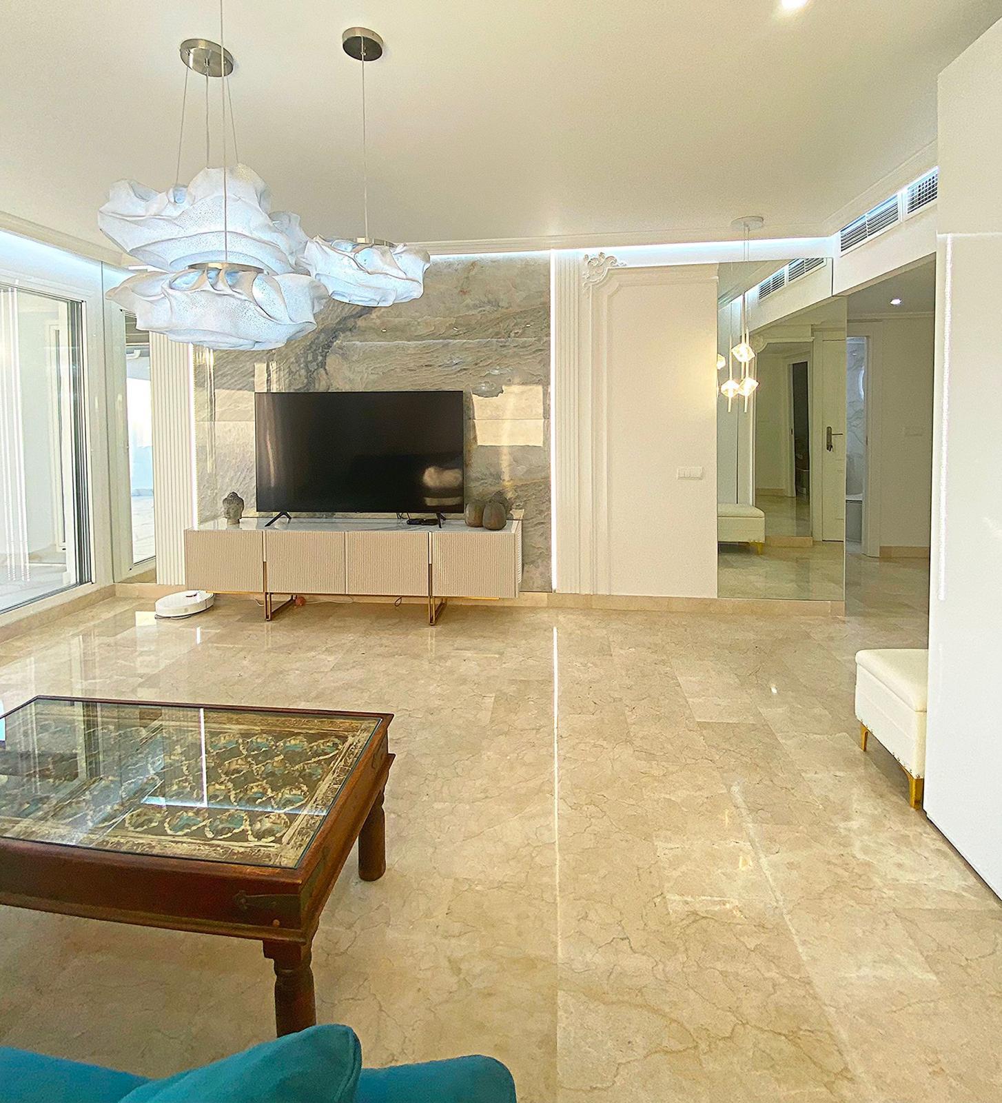 For sale of flat in Estepona