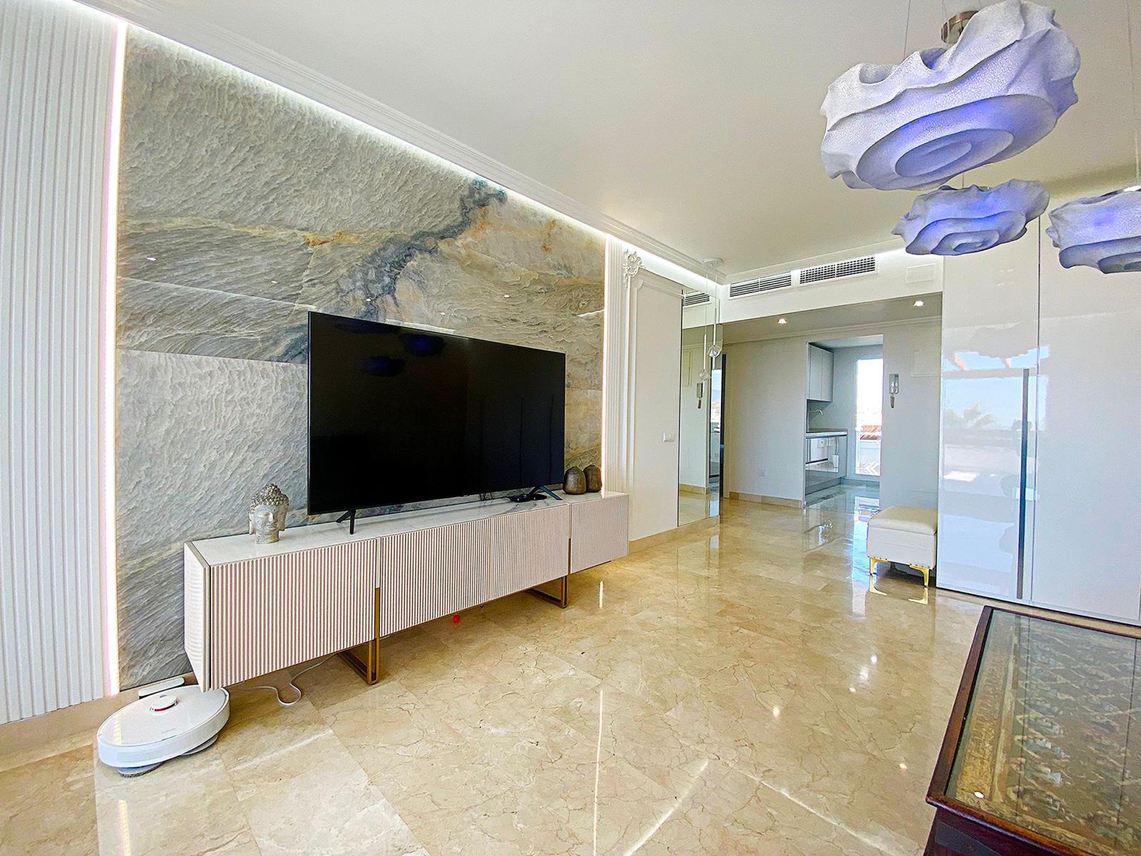 For sale of flat in Estepona