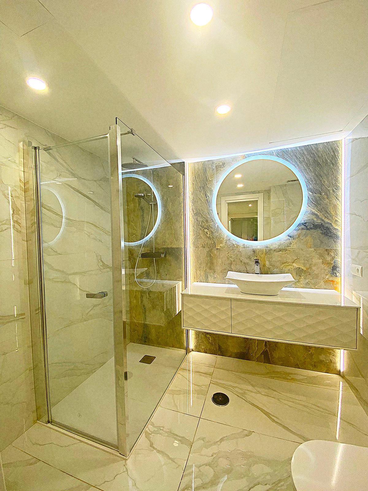 For sale of flat in Estepona