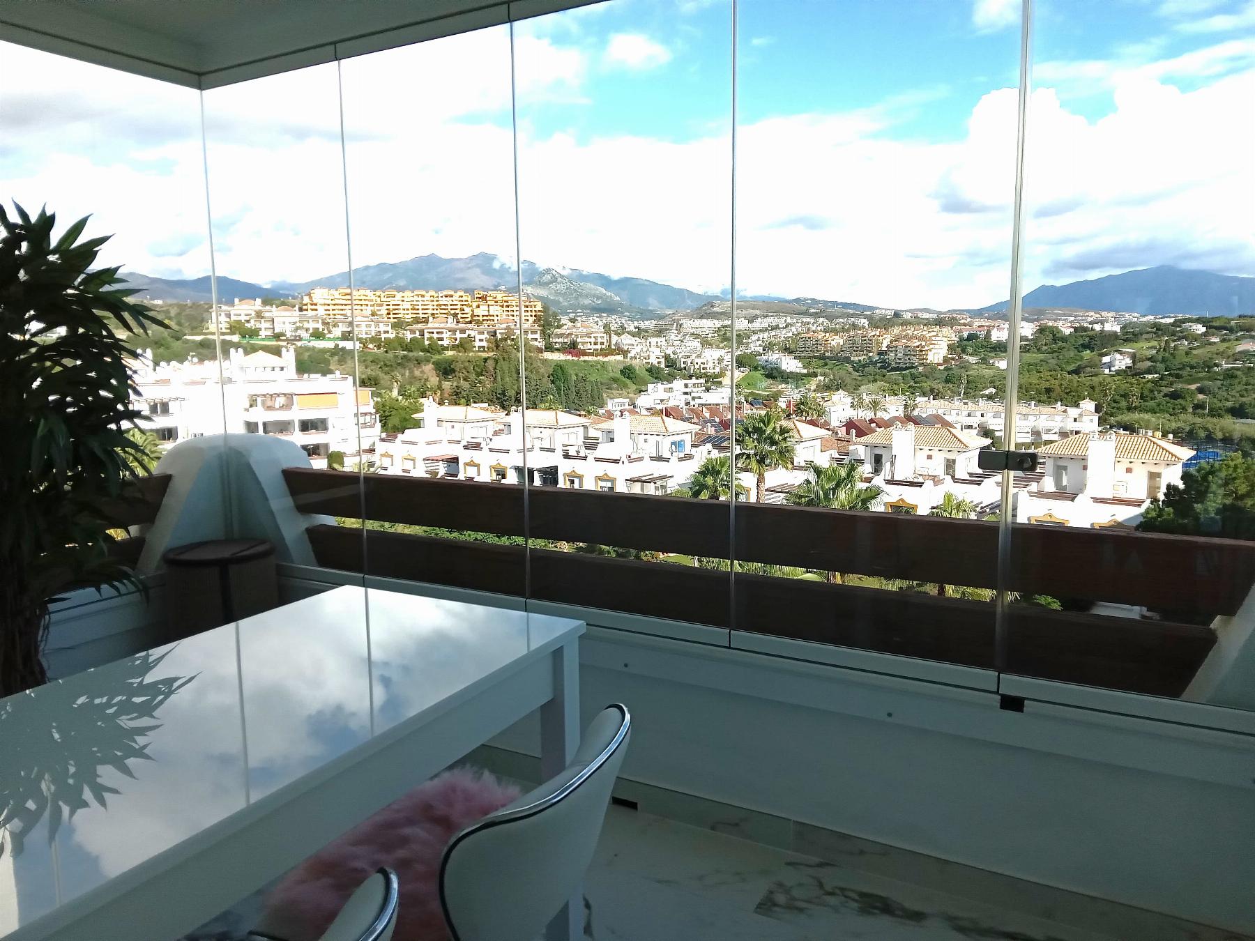For sale of flat in Estepona