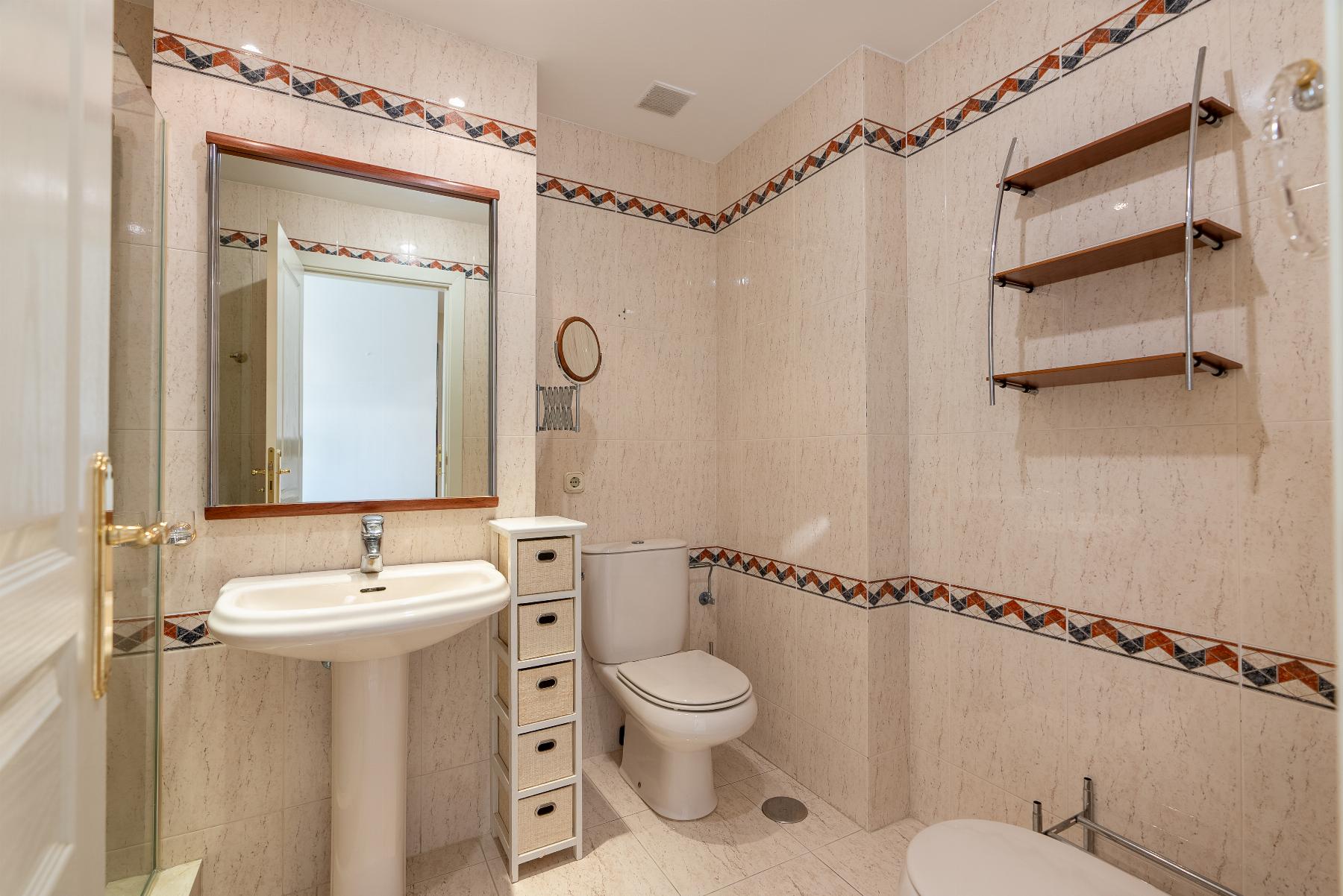 Verkoop van appartement in Estepona