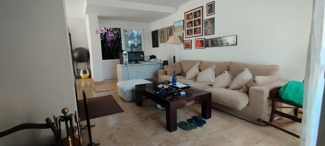Venta de casa en Nueva Andalucía
