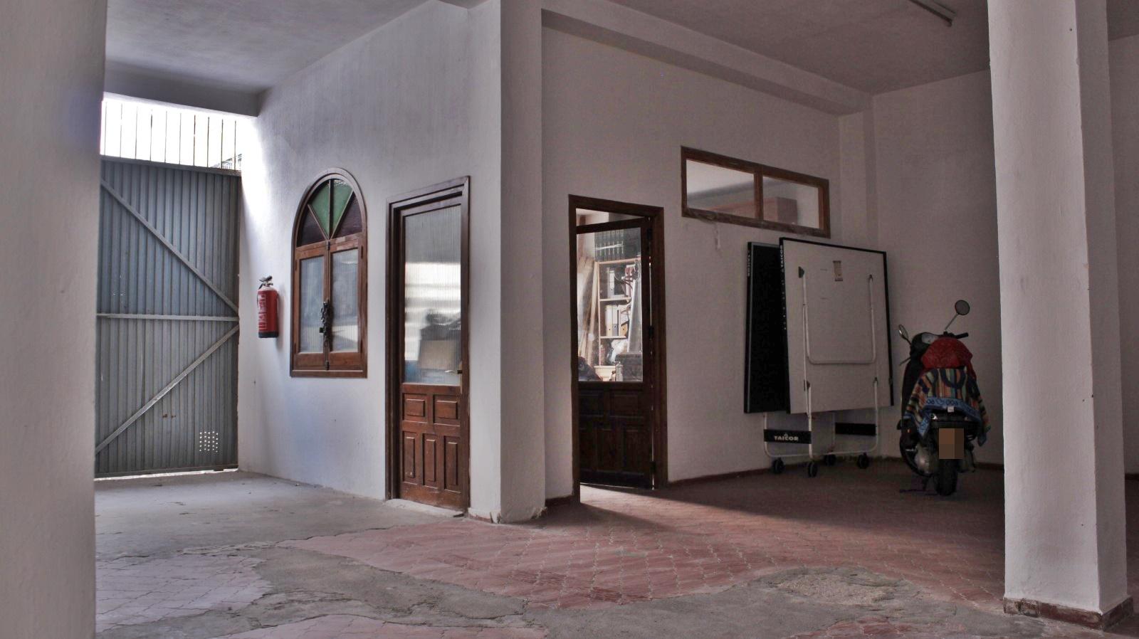 Venta de local en San Pedro de Alcántara