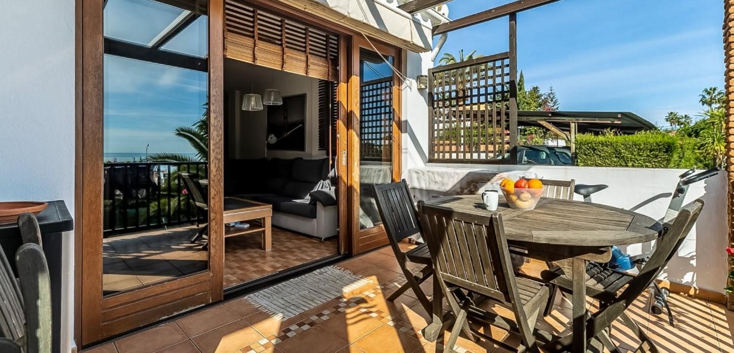 Salgai  apartamentu  Estepona