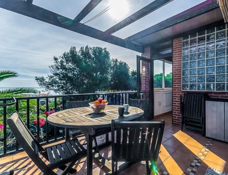 Salgai  apartamentu  Estepona