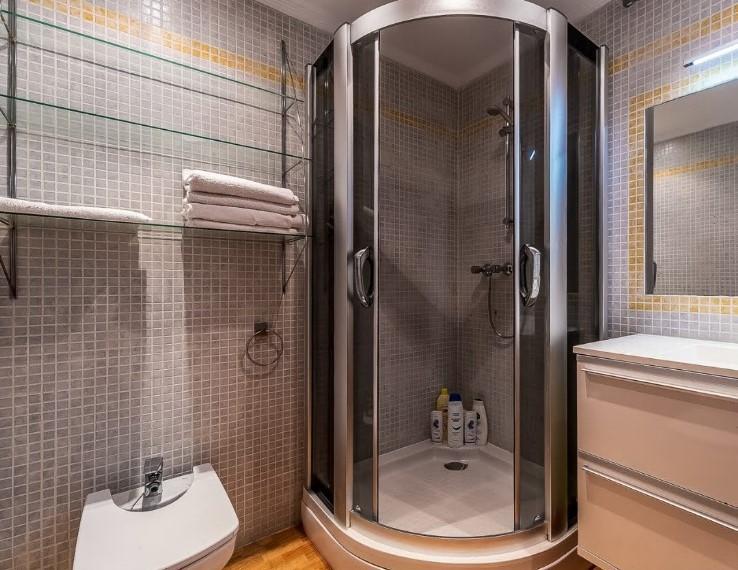 Salgai  apartamentu  Estepona