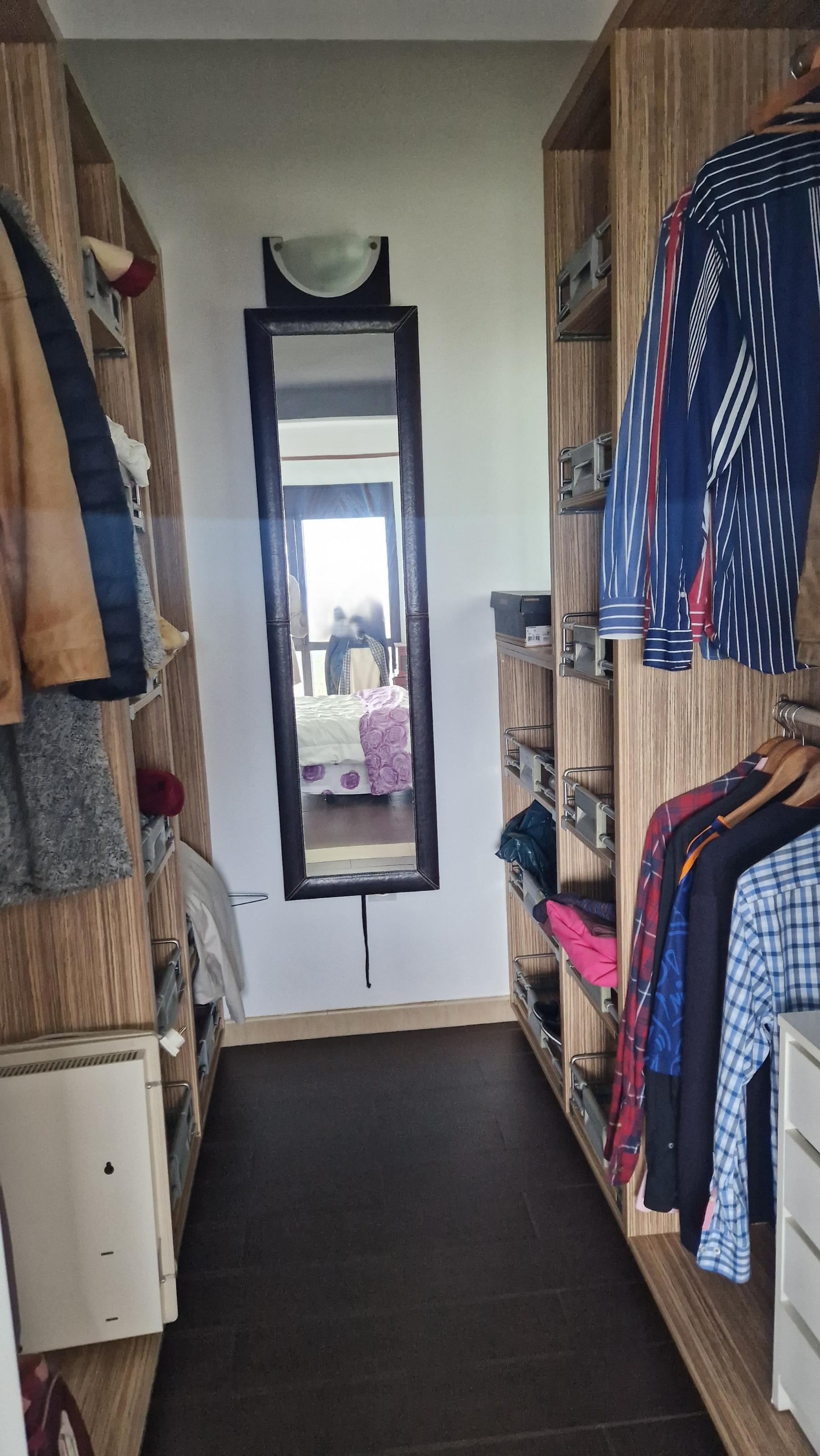 بيع من أرضية في Estepona