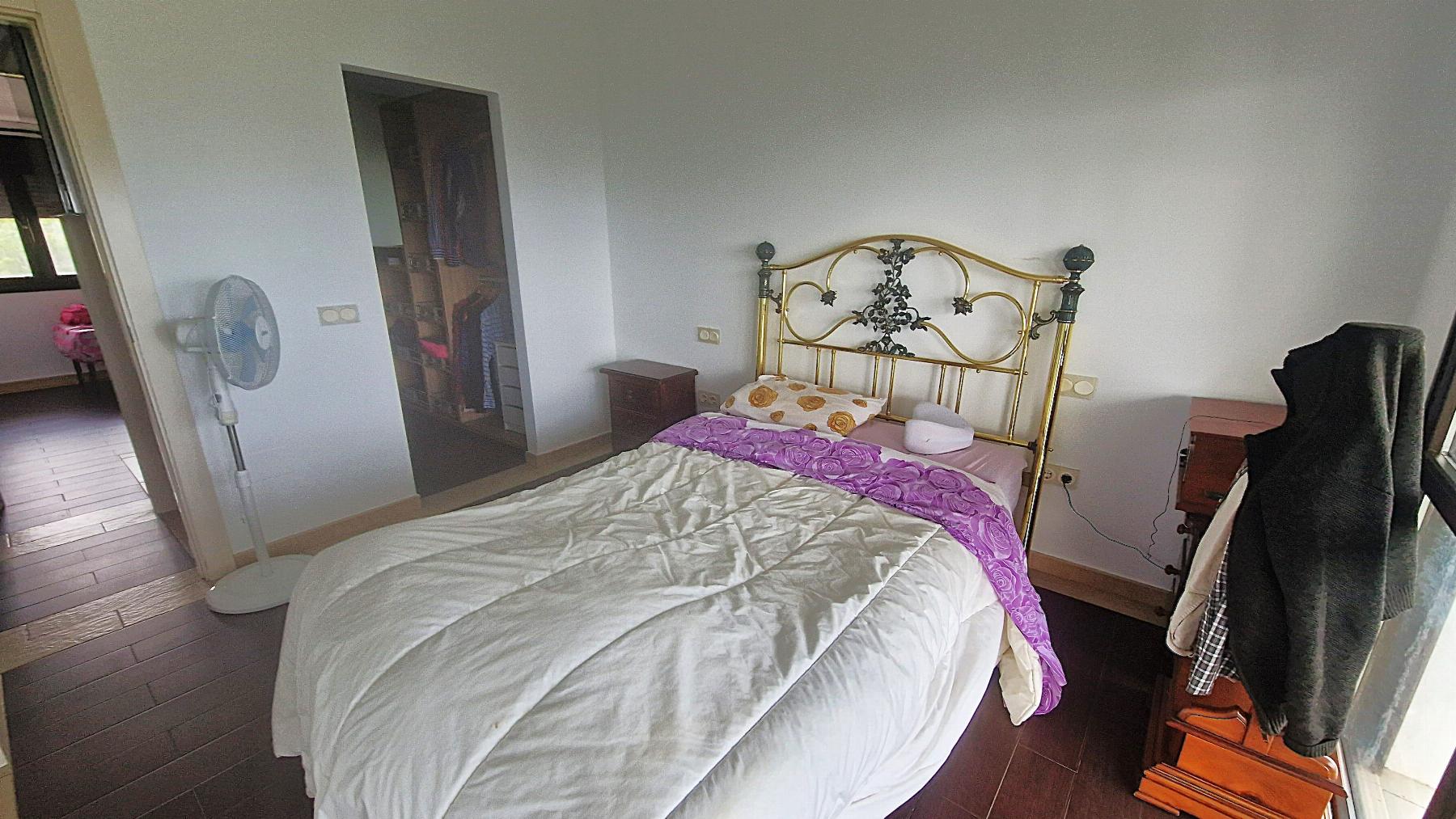 بيع من أرضية في Estepona