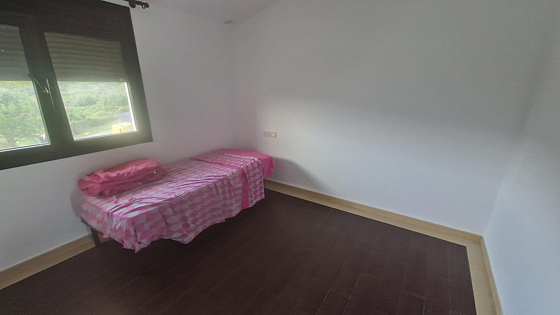 بيع من أرضية في Estepona