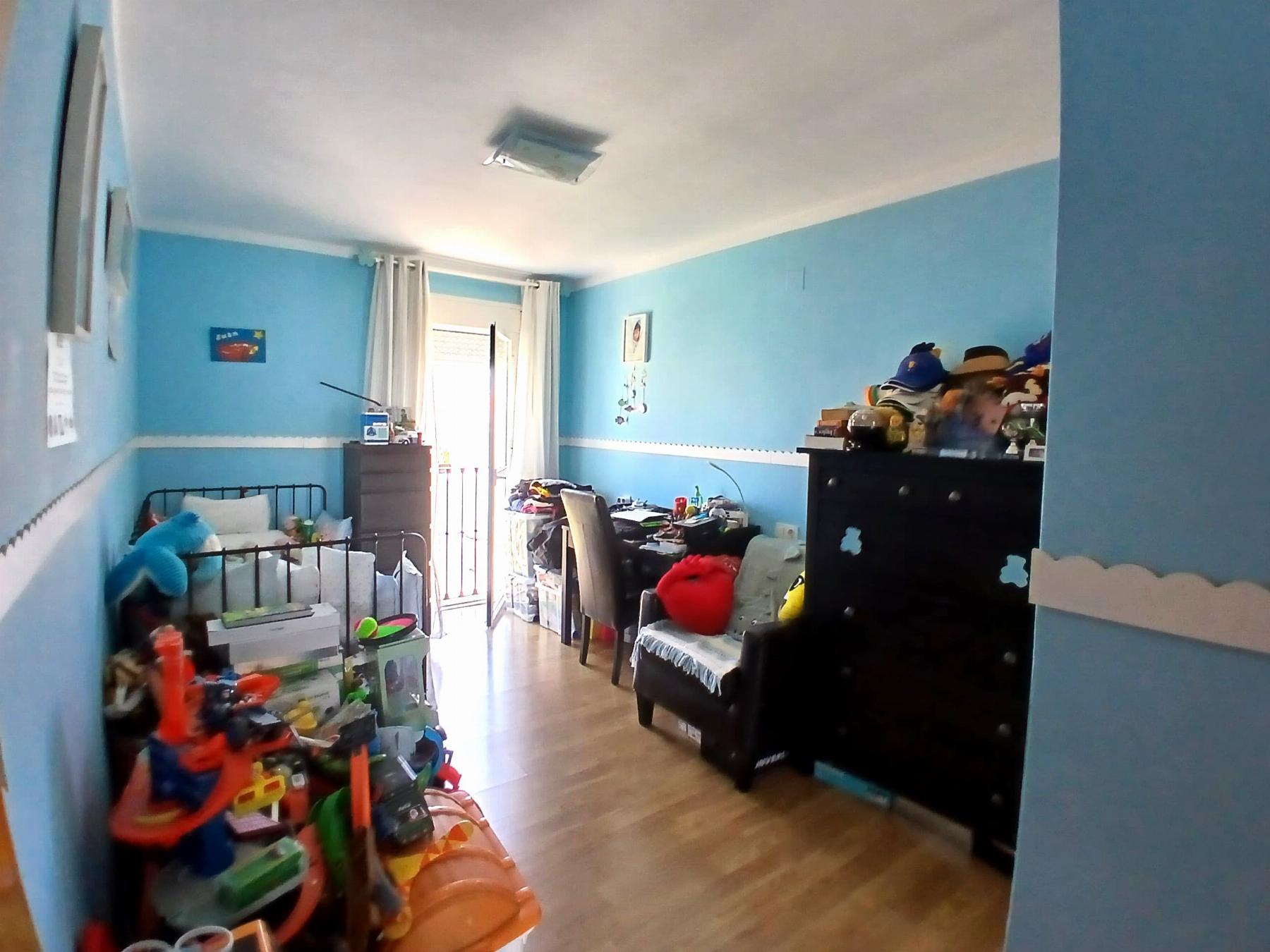 For sale of duplex in Estepona