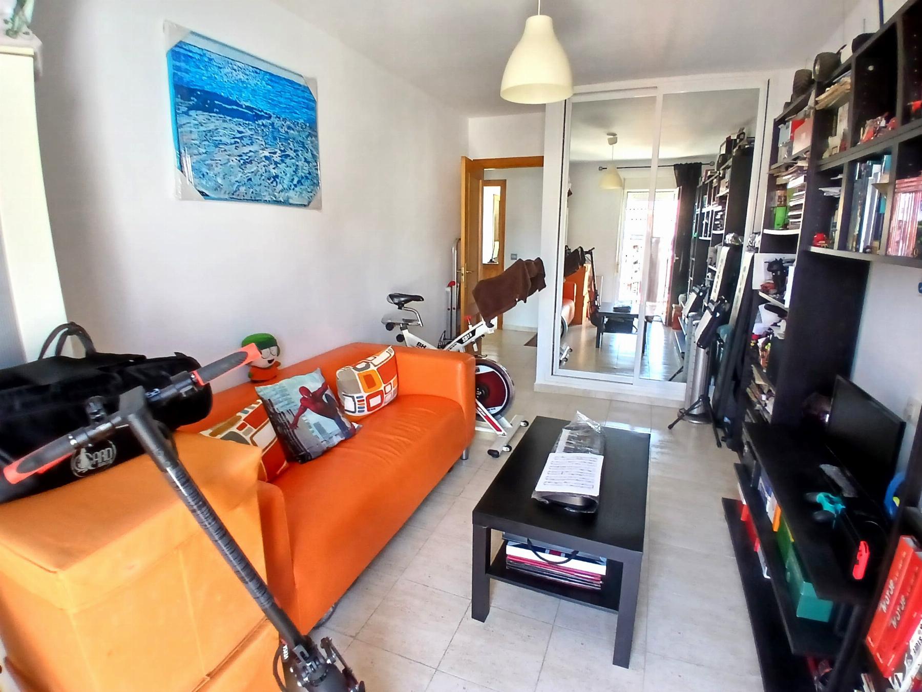 For sale of duplex in Estepona