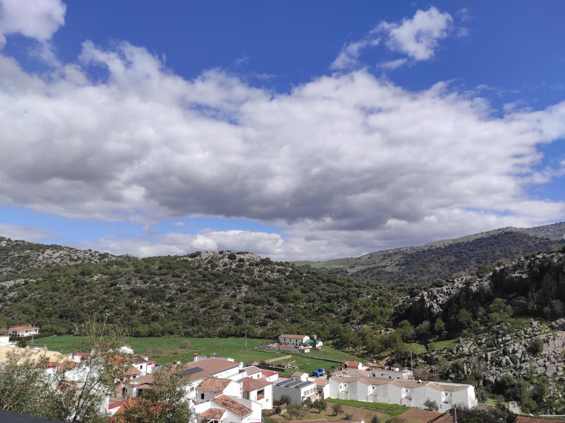 Venta de hotel en Benaoján