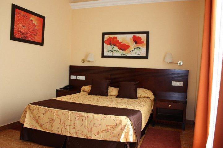 Venta de hotel en Benaoján