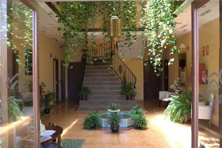 Venta de hotel en Benaoján