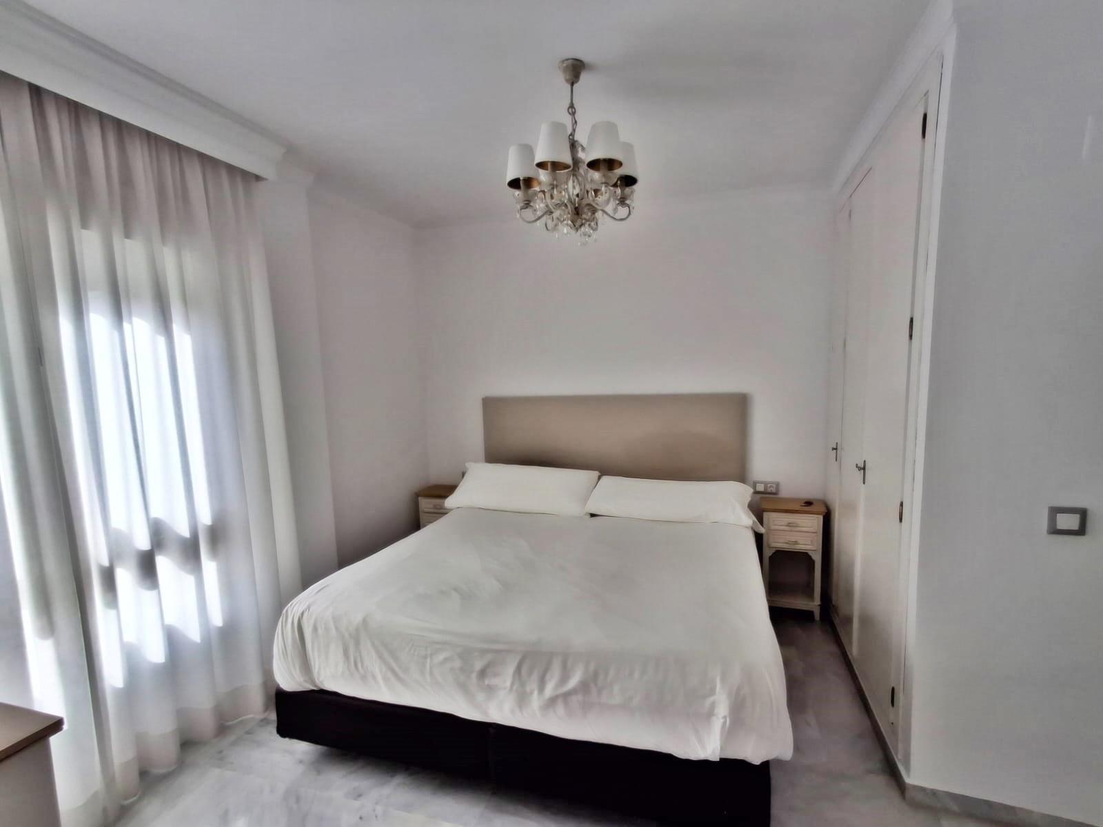 Venta de piso en San Pedro de Alcántara