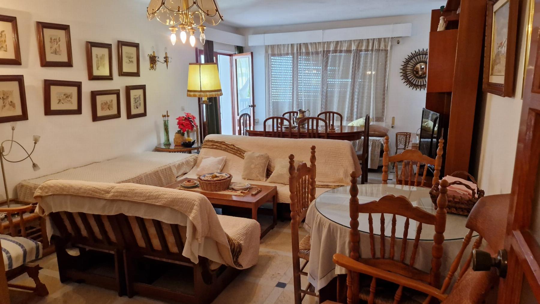 Venta de piso en Estepona