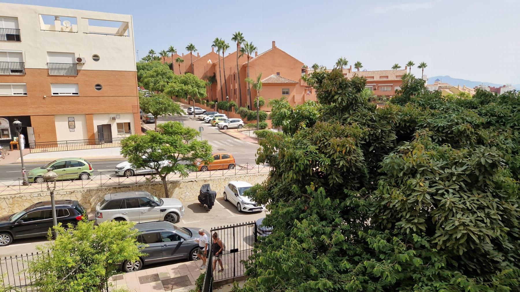 Venta de piso en Estepona