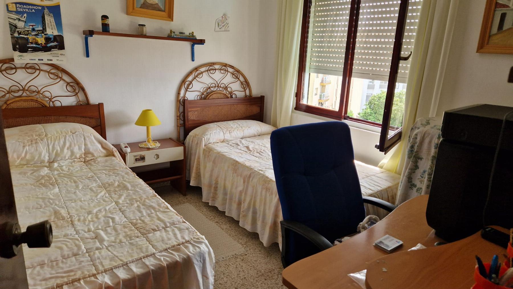 Venta de piso en Estepona