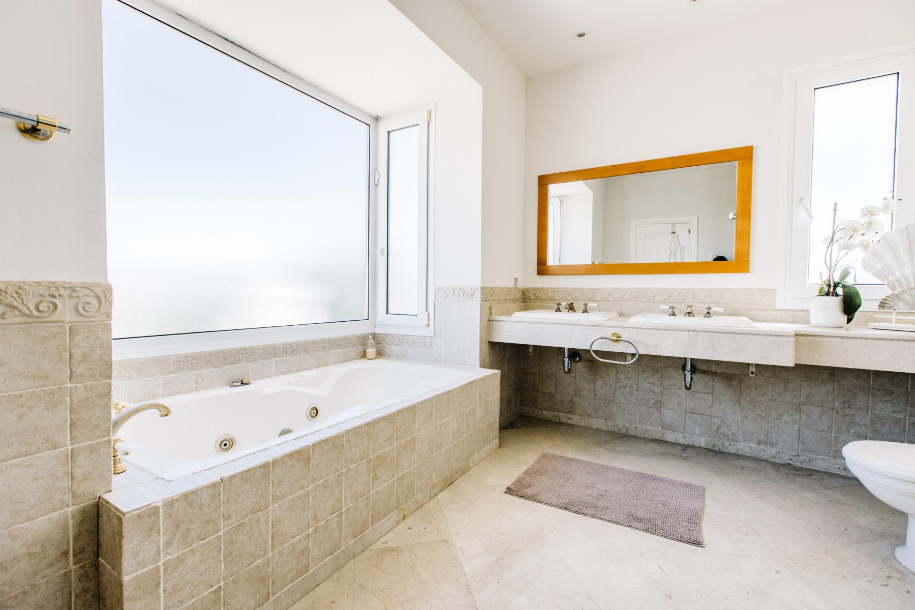 Venta de villa en Estepona