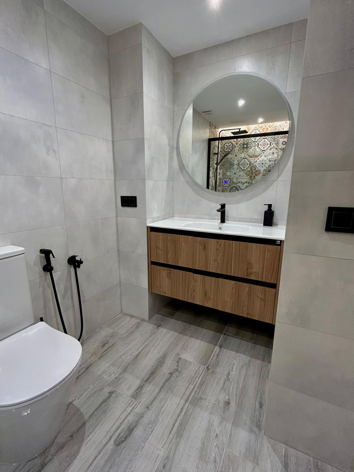 Venta de piso en Estepona