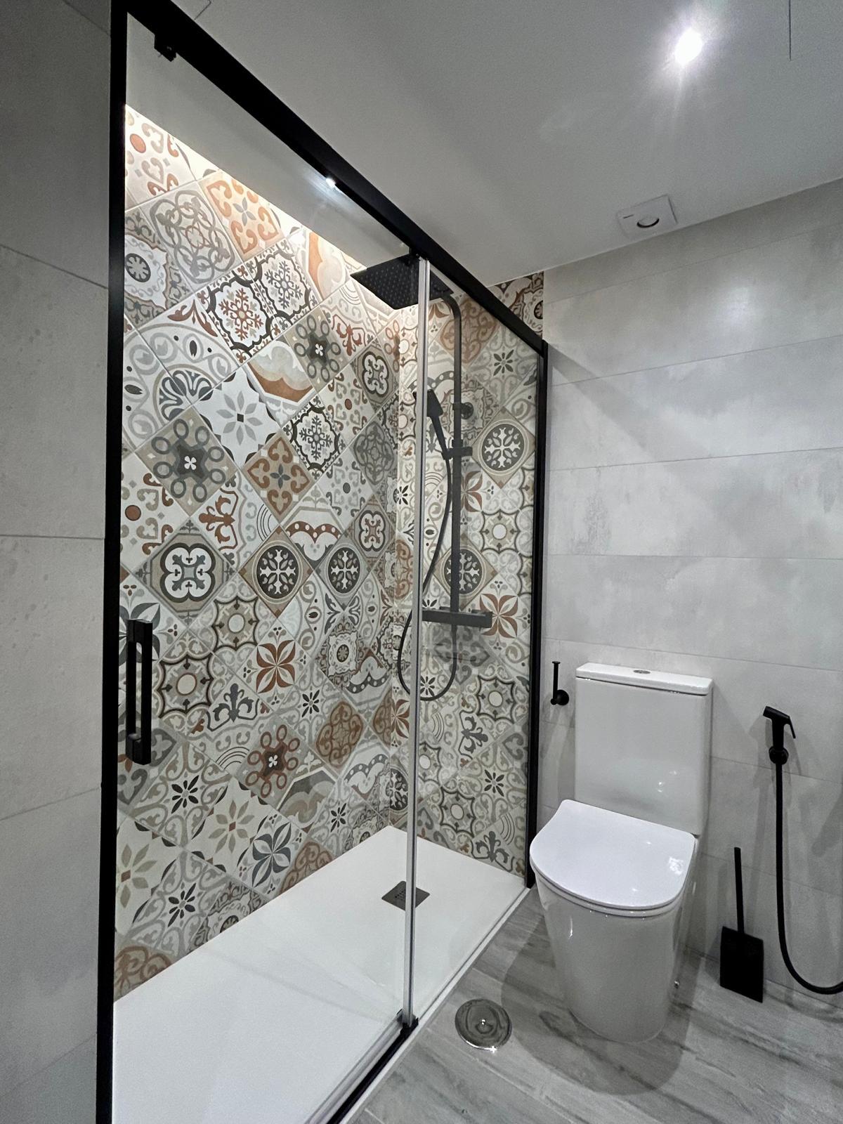 Venta de piso en Estepona