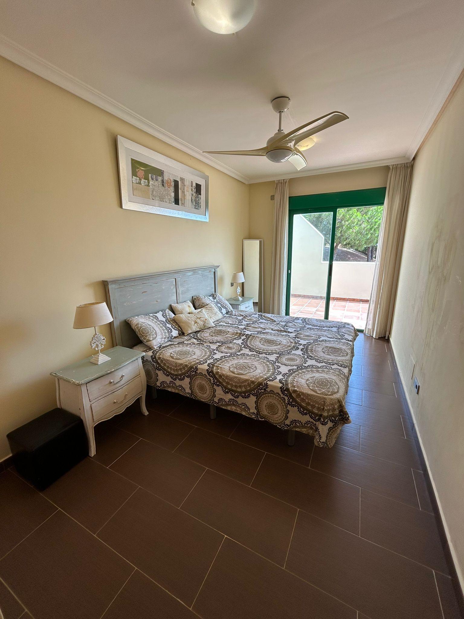 Venta de piso en Estepona