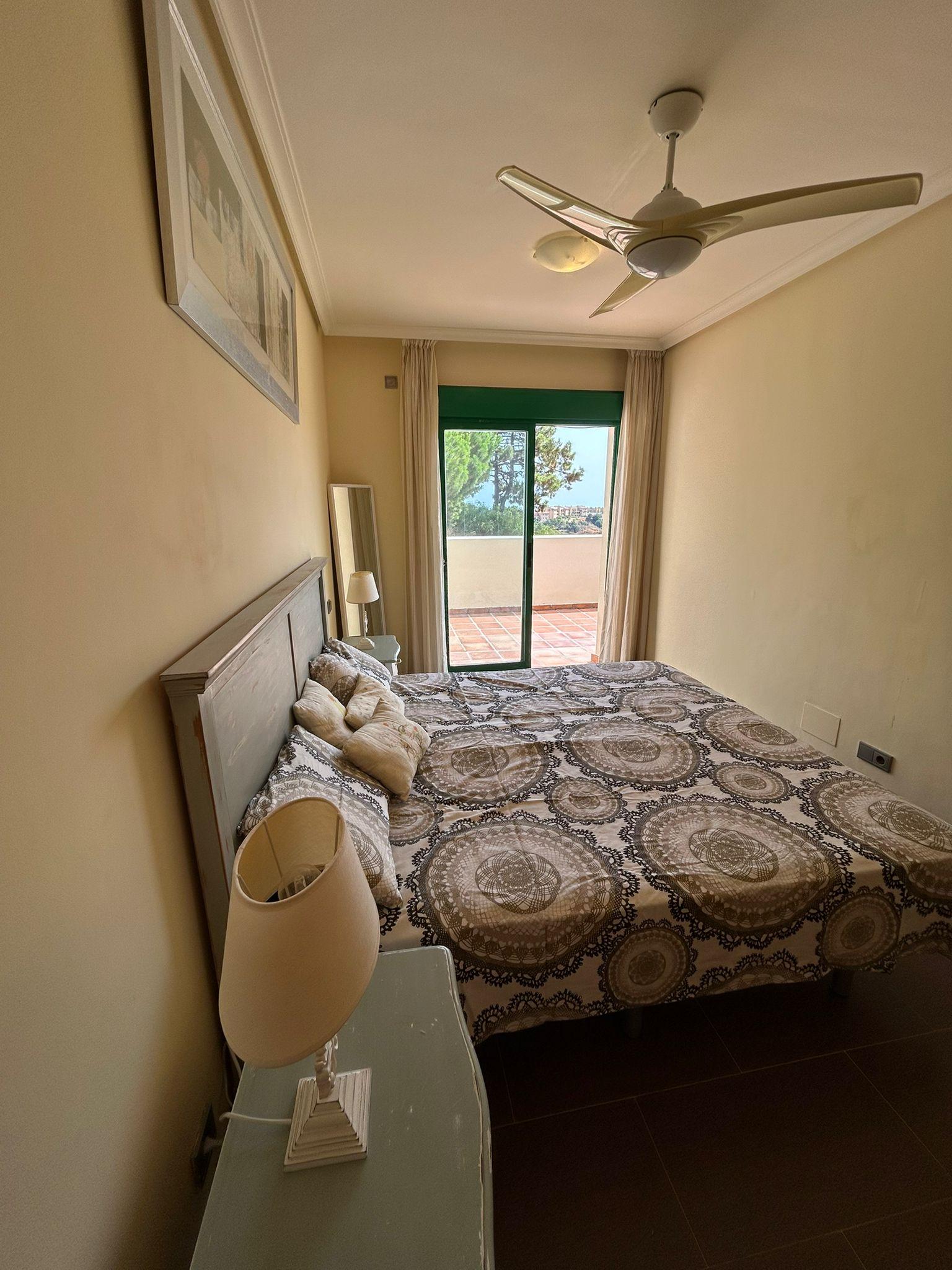 Venta de piso en Estepona