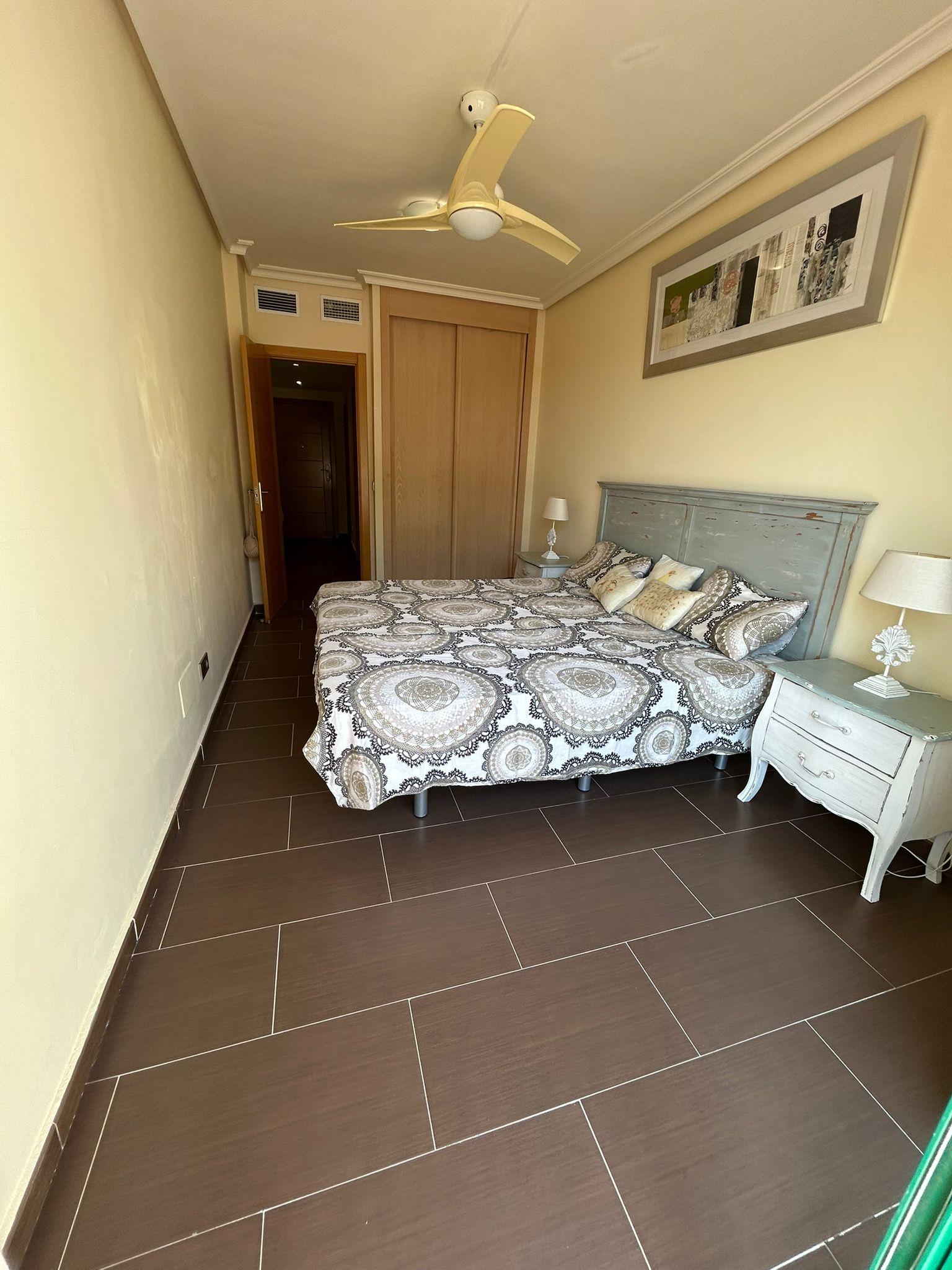 Venta de piso en Estepona