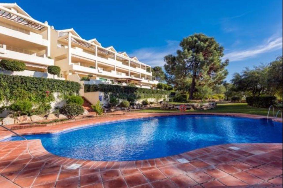 Venta de piso en Estepona