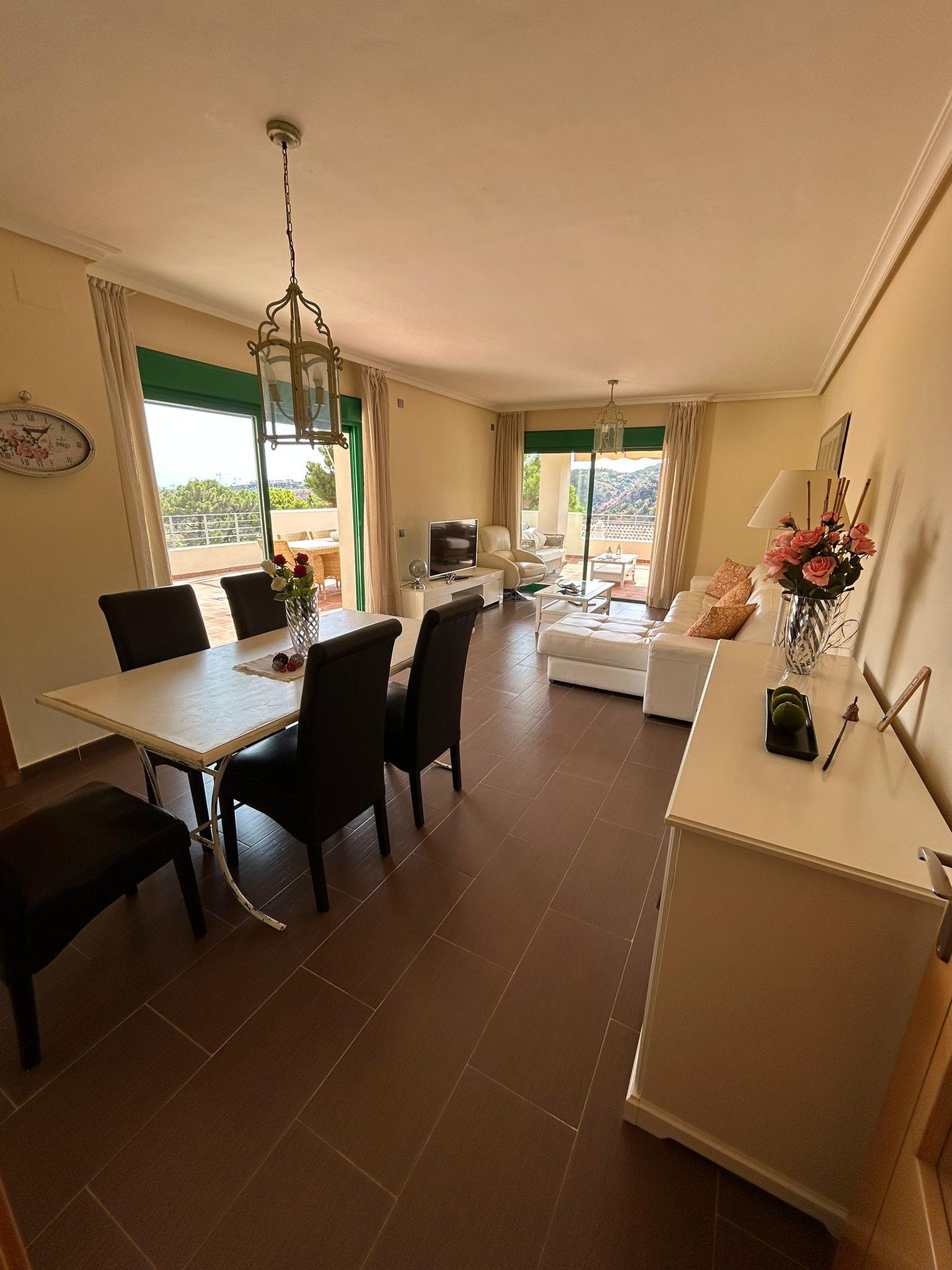 Venta de piso en Estepona