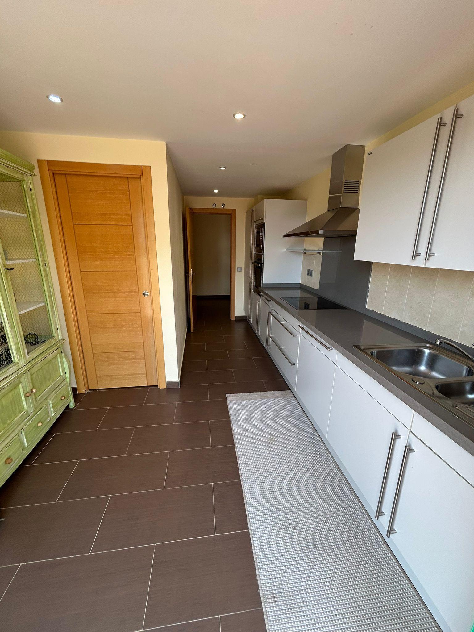 Venta de piso en Estepona