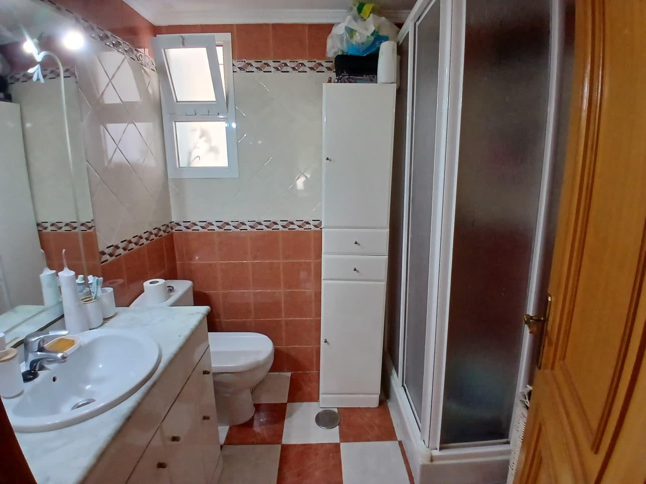 Venta de piso en Estepona