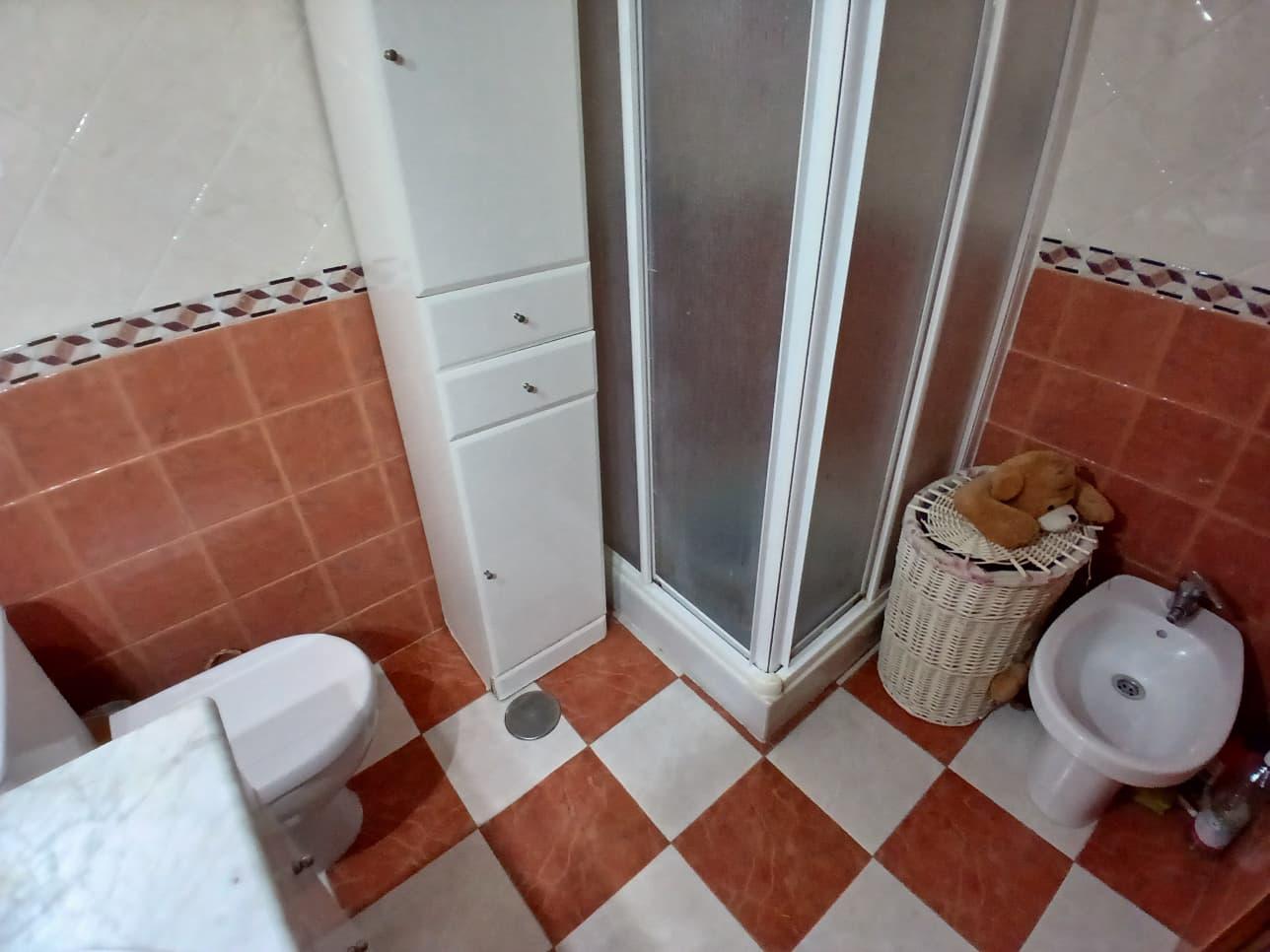 Venta de piso en Estepona